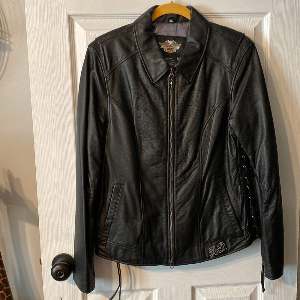 HARLEY-DAVIDSON WOMEN'S MOTORCYCLE GENUINE LEATHER JACKET SIZE XL